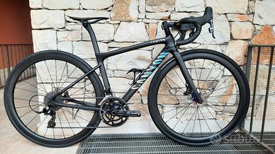 BICI DA CORSA IN CARBONIO