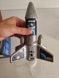 Razzo spaziale giocattolo con batteria ricaricabil