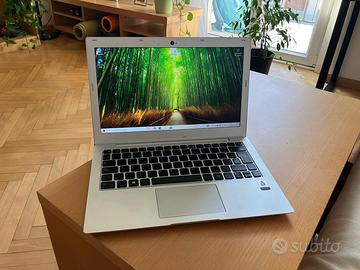 PC laptop notebook Katana, i7, 8GB RAM, SSD 578GB