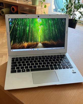 PC laptop notebook Katana, i7, 8GB RAM, SSD 578GB