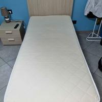 Letto singolo materasso e comodino