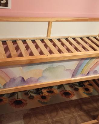 Letto a soppalco IKEA KURA in legno con arcobaleni
