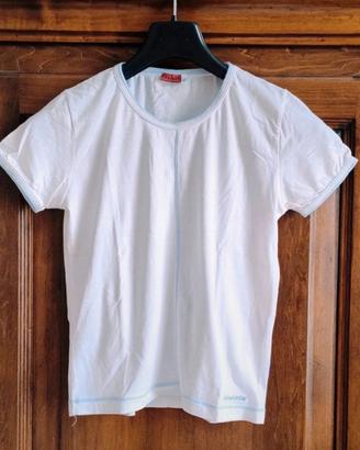 Maglia t- shirt vintage Invicta bianca