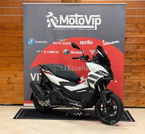Aprilia SR GT 125 - Interessi 0 fino a 72 mesi