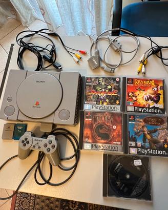 playstation 1,i giochi non sono inclusi nel prezzo
