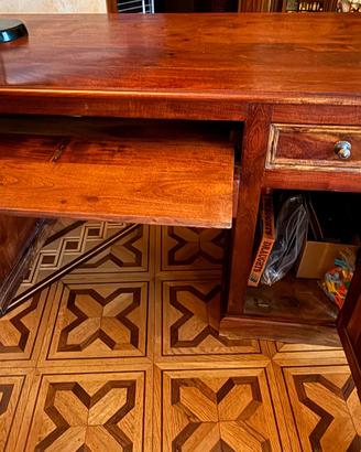  Scrivania in legno, porta Pc, noce