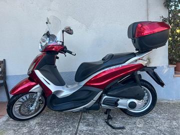 Piaggio Beverly 300