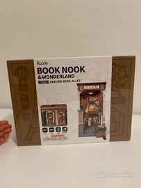 ROBOTIME Book Nook Sakura