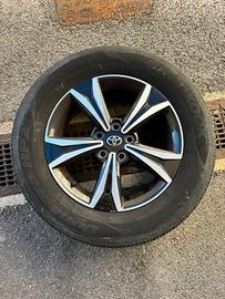 Cerchi in lega TOYOTA da 17” + gomme estive