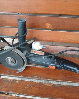 Smerigliatrice e trapano 20 euro l uno