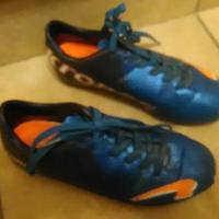 Scarpe calcio Kronos numero 33