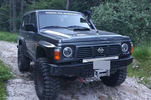 Nissan Patrol GRY60