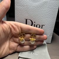 Orecchini Pendenti Dior con Ape e Perla