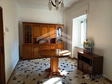 Casa cielo e terra con cantina a Guardialfiera