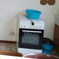 Cucina a gas con forno elettrico Sekom