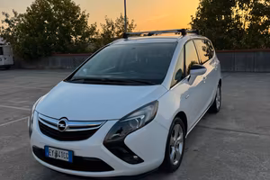 Opel Zafira Tourer 7 Posti GPL