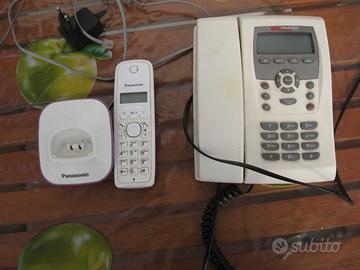 2 telefoni, un cordless e  un fisso.