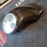 Faro Monster Ducati con carbonio