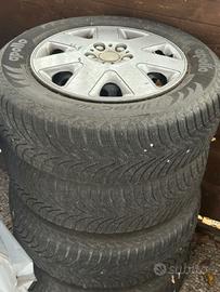 CERCHI IN FERRO CON GOMME VW AUDI SEAT SKODA R 15