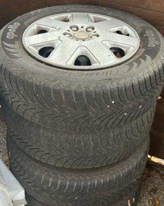 CERCHI IN FERRO CON GOMME VW AUDI SEAT SKODA R 15