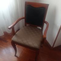 Poltroncina in legno  classica