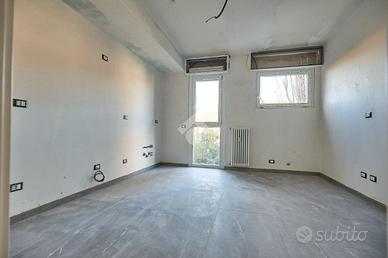 2 LOCALI A TORRE BOLDONE