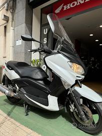 Yamaha X-Max 250 - 2010