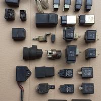 Componenti elettrici usati per varie moto d'epoca