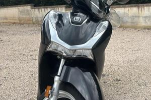 Honda SH 150 2021 - perfetto