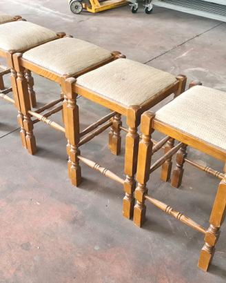 set di sgabelli usati