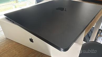 MacBook Air 15″ M4 Ram 16 GB, SSD 512GB, Ex-Nuovo