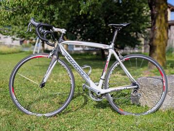 Bici in carbonio Wilier Izoard