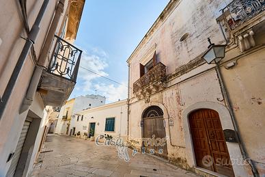 Porzione di palazzo storico