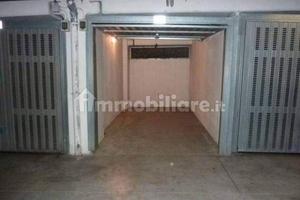 Box auto zona Marconi San Felice