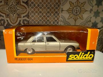 Modellino Peugeot 604 solido