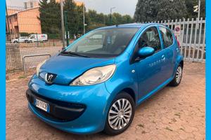 Peugeot 107 1.0 68CV 5p. Sweet Years - 2006