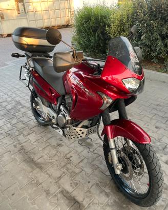 Honda transalp 650