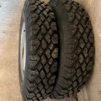 Gomme chiodate e 4 cerchi fiat campagnola