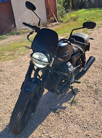 Moto guzzi V7 Stone