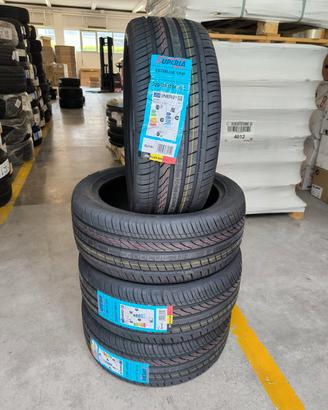 4 Gomme NUOVE Superia Ecoblue UHP 225/45 R17 94W X
