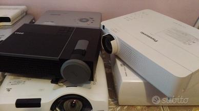 Videoproiettore sony epson proiettore vga e hdmi