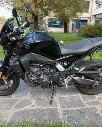 Yamaha MT-09 ALL BLACK