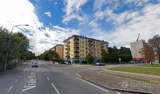 Due Camere Singole vicino alla Stazione a Lissone