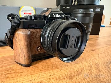 Nikon Zfc Marrone Noce Kit 16-50 + Viltrox 27 f1.2