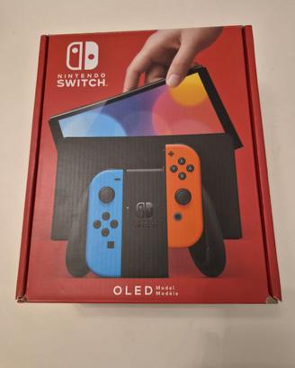 Nintendo Switch modello OLED