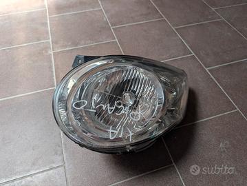 fanale anteriore sx Picanto 2009