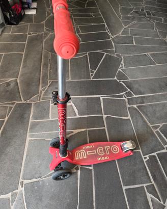 monopattino Micro Deluxe Maxi