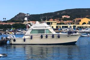Bertram 42 Convertible 2x550HP Sardegna