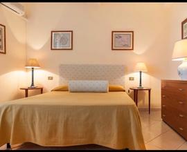 Centro SETTEMBRE 90mq, 2 bagni 2 cam letto