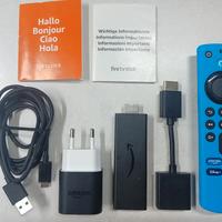 Amazon Fire TV Stick con telecomando vocale Alexa